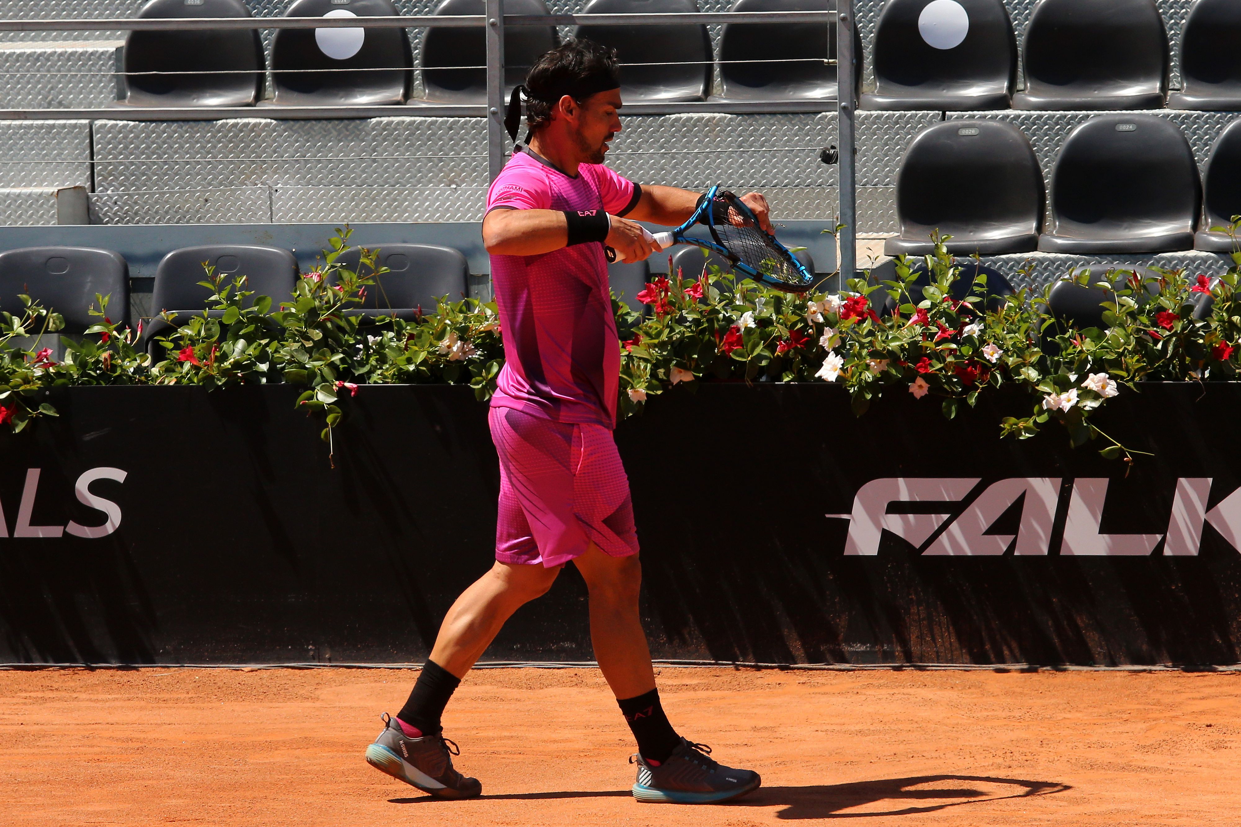 © Getty Images  | Un errore provoca la rabbia di Fognini, che perde il servizio e scaglia la racchetta a terra, distruggendola.