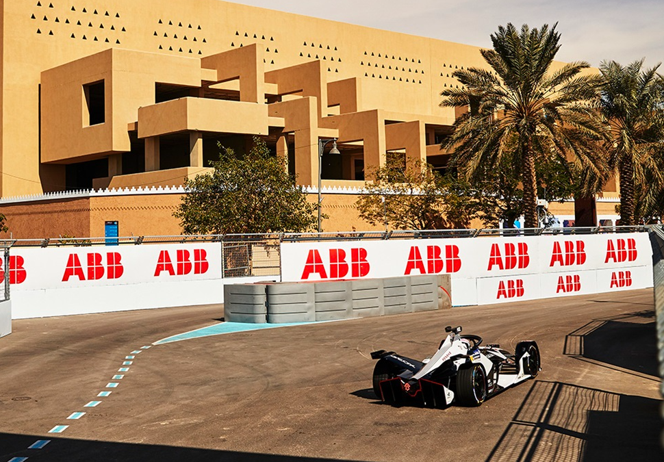© FormulaE