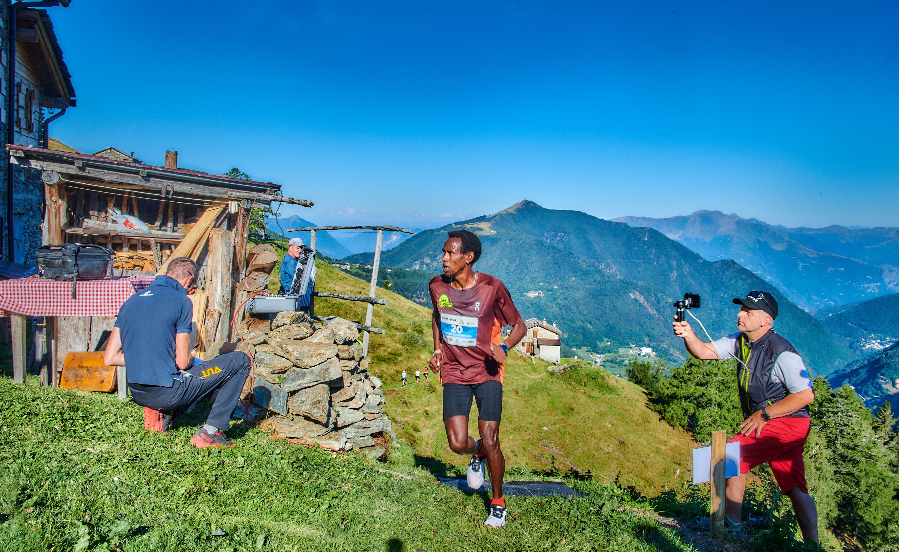 © Giir di Mont Press Office