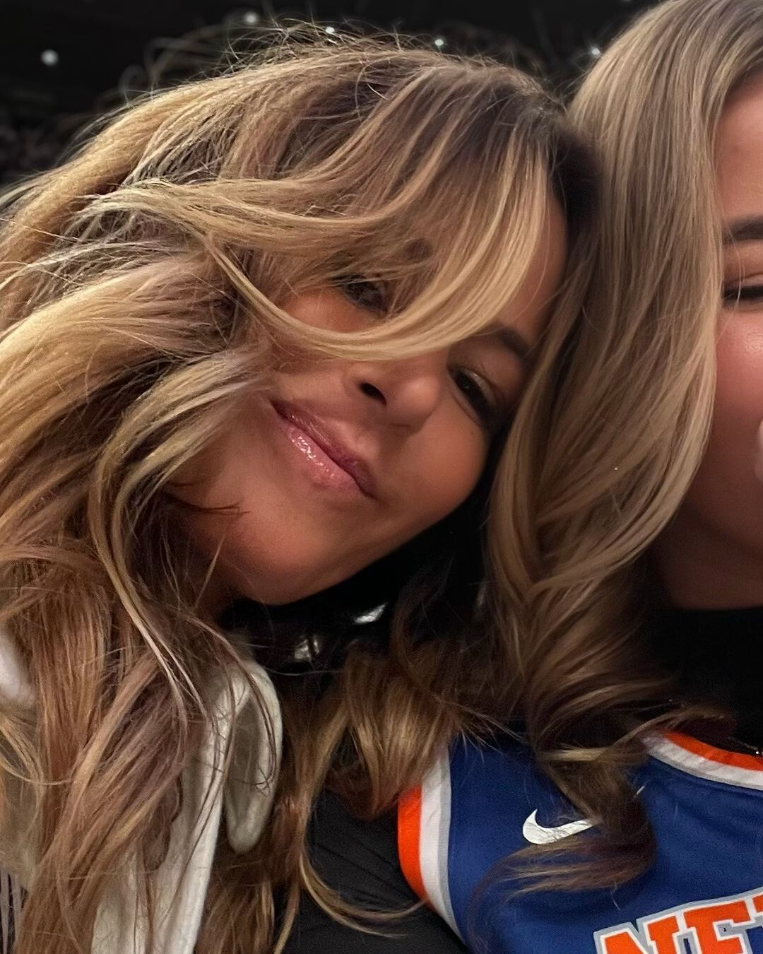 © instagram | Tra i VIP presenti al Madison Square Garden per gustarsi l'NBA c'è anche Kelly Bensimon.