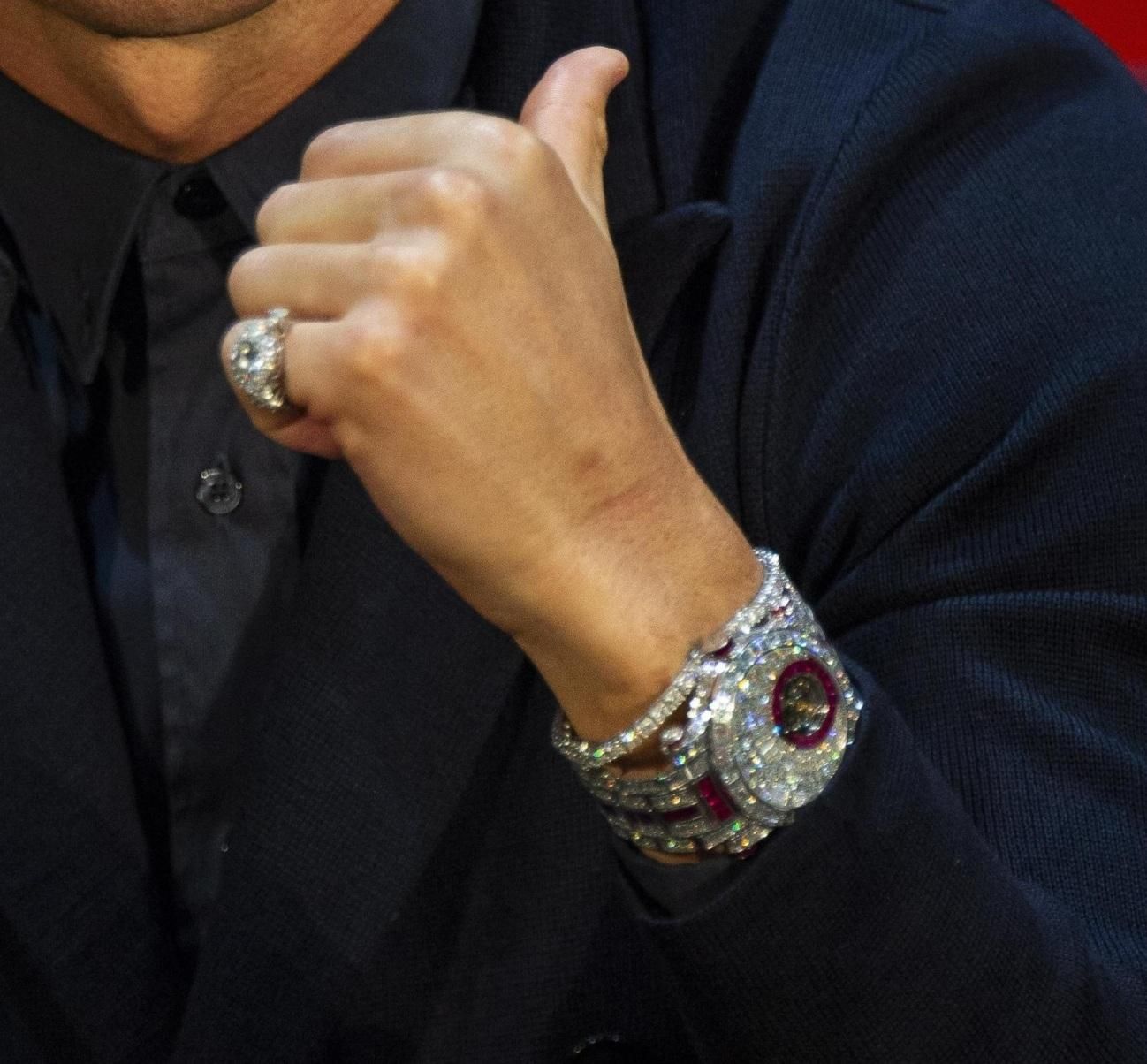 Cristiano Ronaldo orologio da 2 milioni di euro le foto Sportmediaset