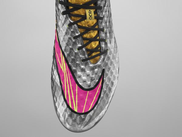 © nike 