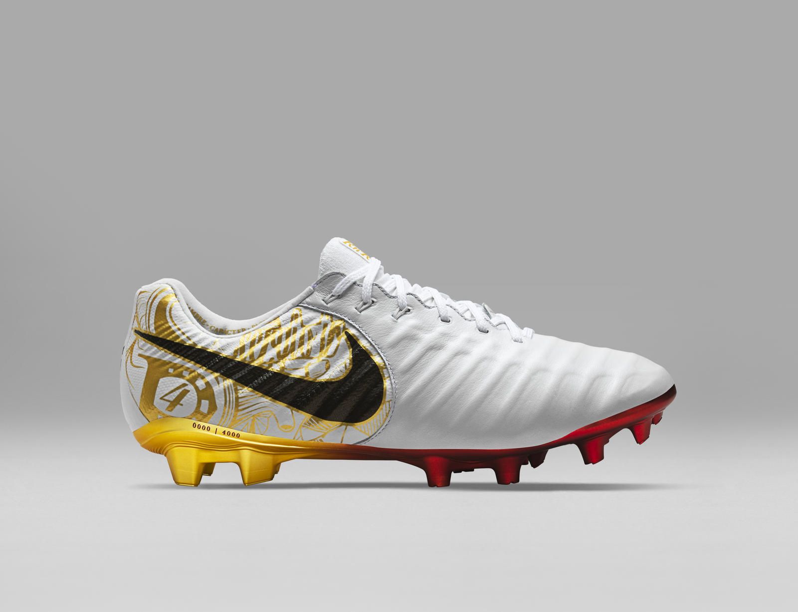 Scarpe da calcio di sergio ramos on sale