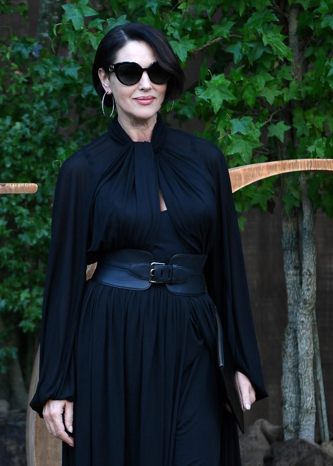 © -afp  | Monica Bellucci con il nuovo taglio di capelli, un caschetto ad altezza mento