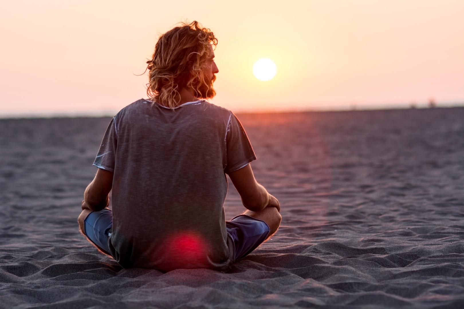 © istockphoto  | Anche i capelli vanno protetti adeguatamente dall’esposizione prolungata al sole