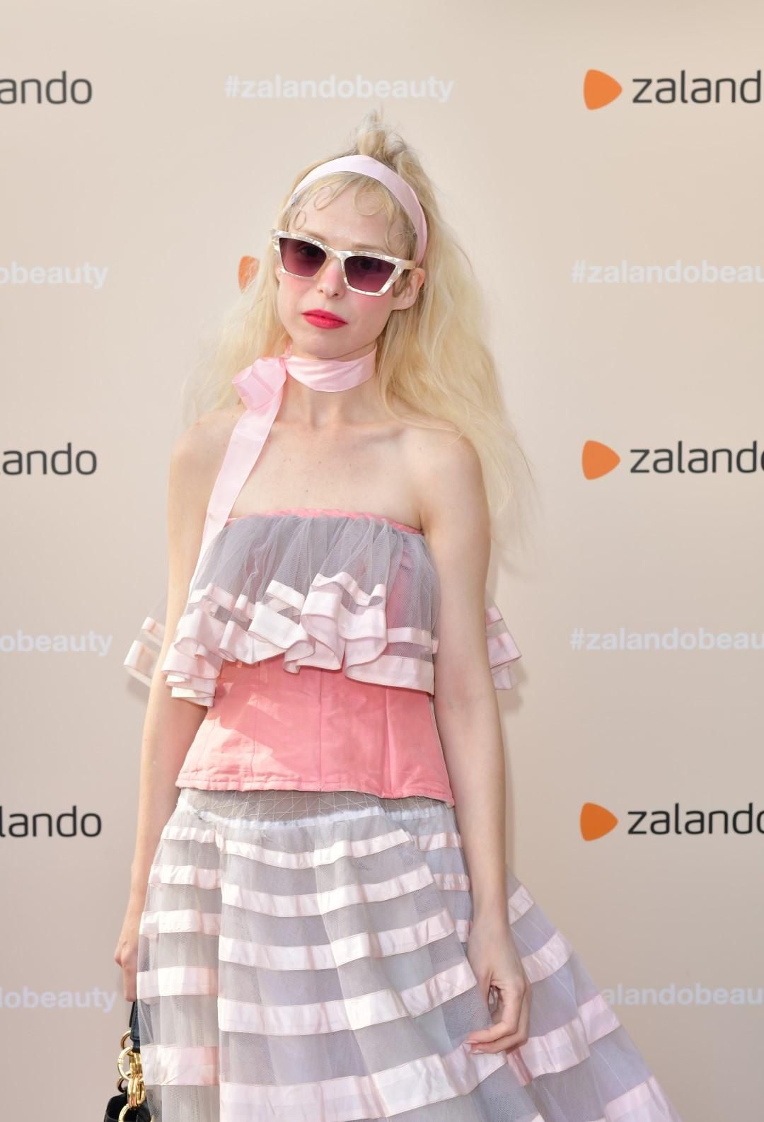 © ufficio-stampa  | Petite Meller