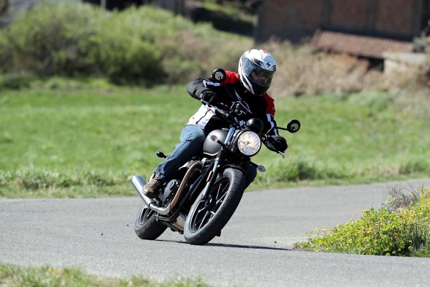 New street twin 2025