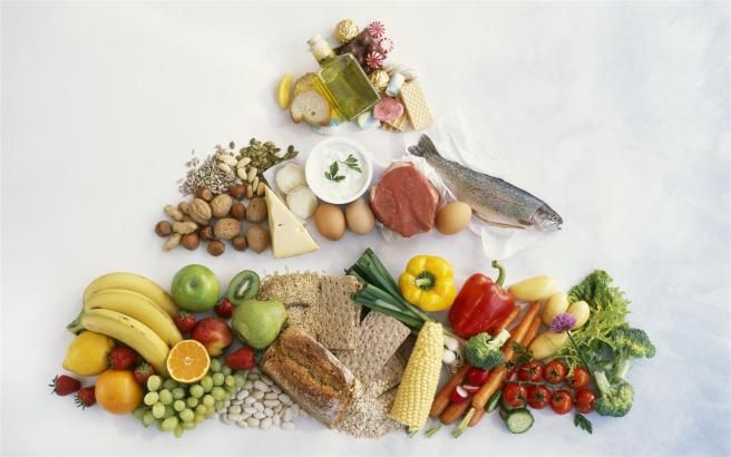© Corbis  | 1 DIETA ZONA – Il biochimico Barry Sears ha basato la Zone Diet, lanciata negli Stati Uniti, su un concetto di equilibrio alimentare e corretta gestione dello stress. Esercizio fisico e movimento combinati con un regime che prevede 40% dell'apporto calorico proveniente da carboidrati, 30% da proteine e 30% da grassi. Le critiche? Attenzione all'introito di proteine provenienti da grassi saturi animali. 