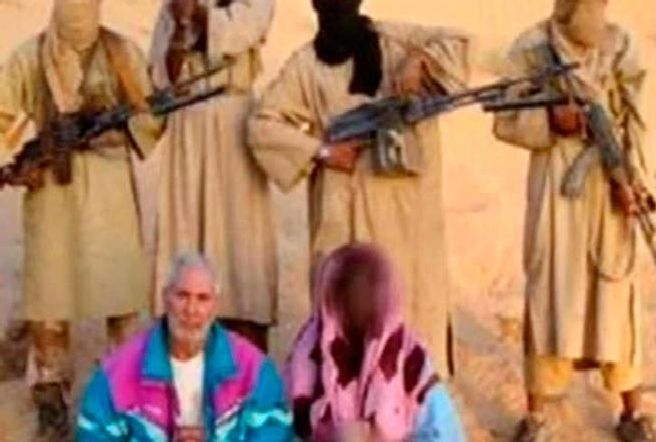 © ansa  | Sergio Cicala, 65 anni, rapito con la moglie Philomene Pwelgna Kaboure in Mauritania, il 18 dicembre 2009. Al Qaida ha rivendicato la responsabilità per il rapimento della coppia attraverso un messaggio audio. I due sono stati rilasciati dopo 4 mesi di prigionia.