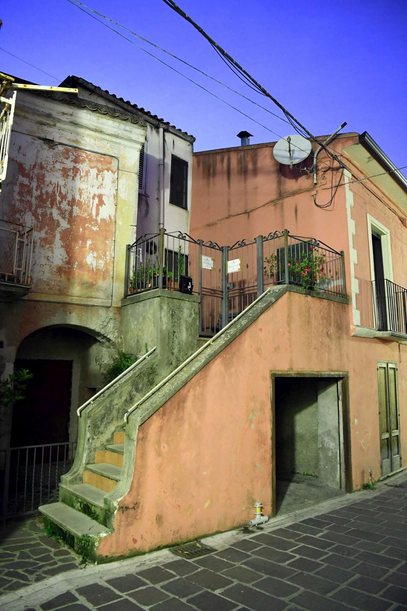 © ansa  | La casa del giovane romeno indagato 