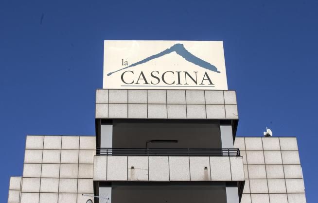 © ansa | Le perquisizioni dei carabinieri del Ros nella sede della cooperativa "La Cascina", nell'ambito dell'inchiesta "Mondo di Mezzo"