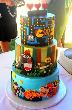 © dal-web  | Super Mario wedding cake, creata da "Let Them Eat Cake" a Costa Mesa, in California.