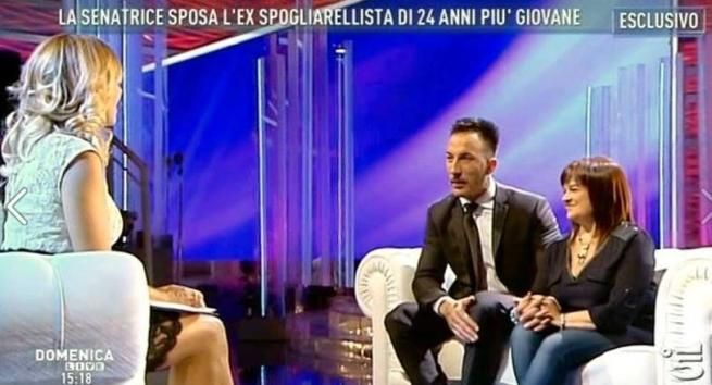 © Facebook | Stefania Pezzopane e il modello ex spogliarellista Simone Coccia Colaiuta