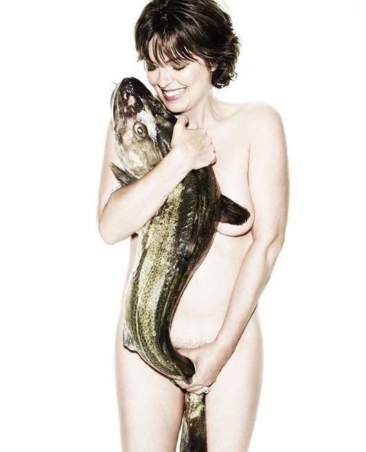 © instagram  | Gillian Anderson