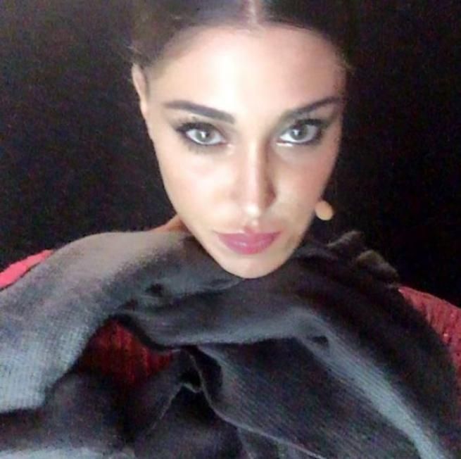 © instagram  | 
   