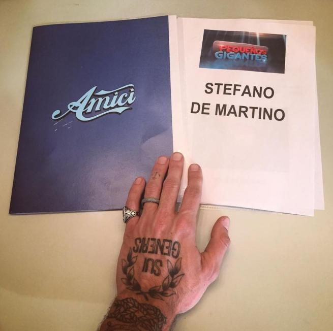 © instagram  | 
   