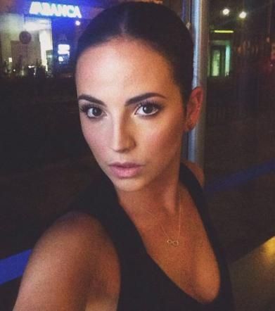 © instagram  | 
   