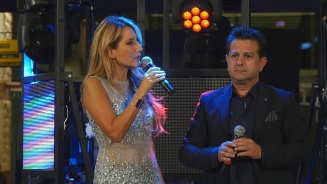 © tv-moda  | 
   