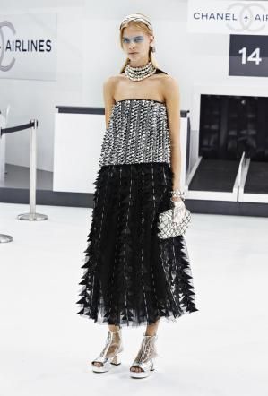 © tv-moda  | 
   