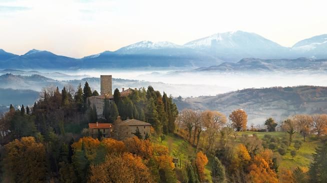 © ufficio-stampa  | 
      Castello di Petroia
   
