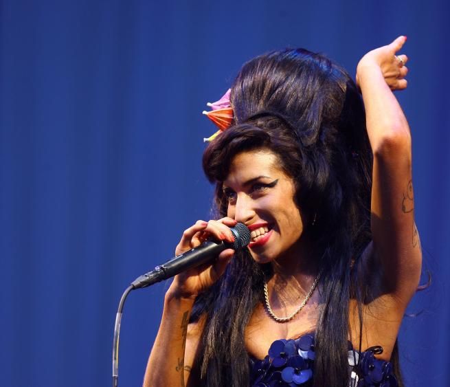 ©  Afp  | Amy Winehouse: overdose. Mix di droghe e alcool