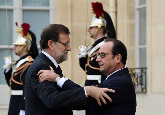 © -afp  | Hollande e il primo ministro spagnolo Mariano Rajoy