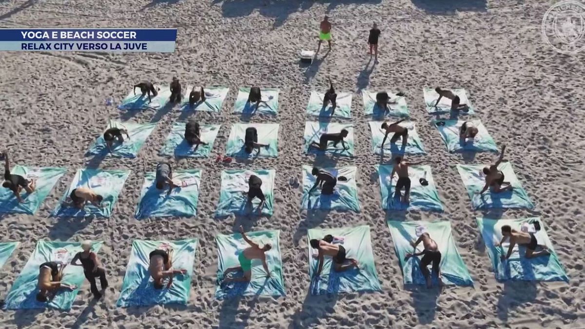 Yoga e beach soccer