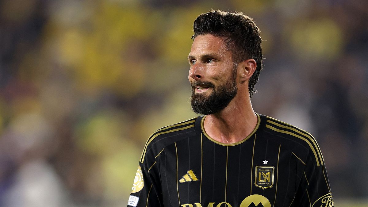 OLIVIER GIROUD; LAFC; 1986