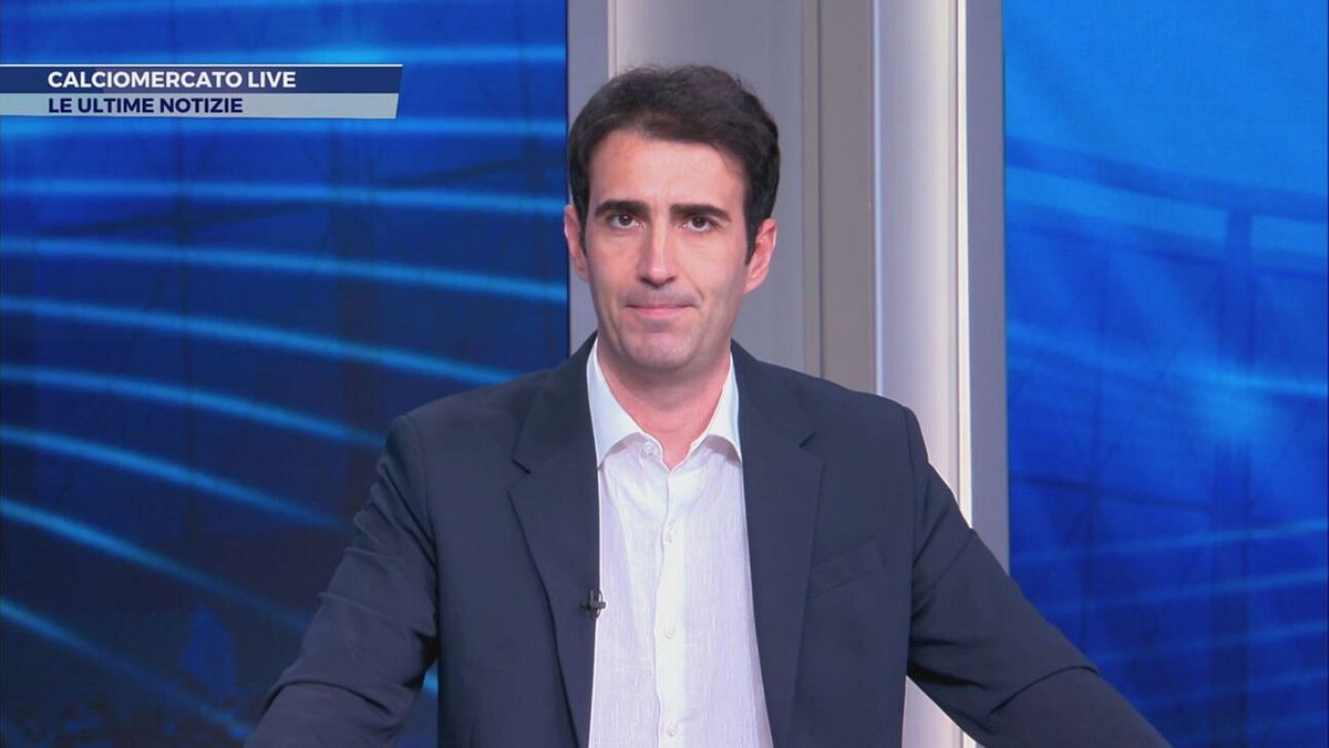 Mercato, tutto su Napoli e Milan