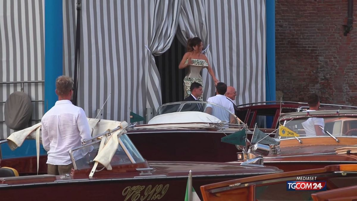 18.00 MATRIMONIO BEZOS SRV