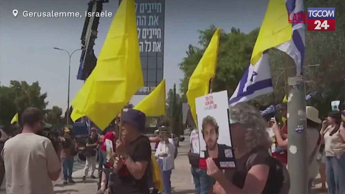 Gerusalemme, protesta per chiedere il rilascio degli ostaggi