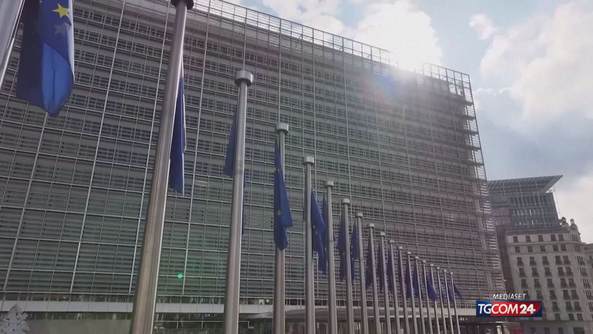 18.00 UE, STIPENDI TRASPARENTI CONTRO IL GENDER GAP SRV