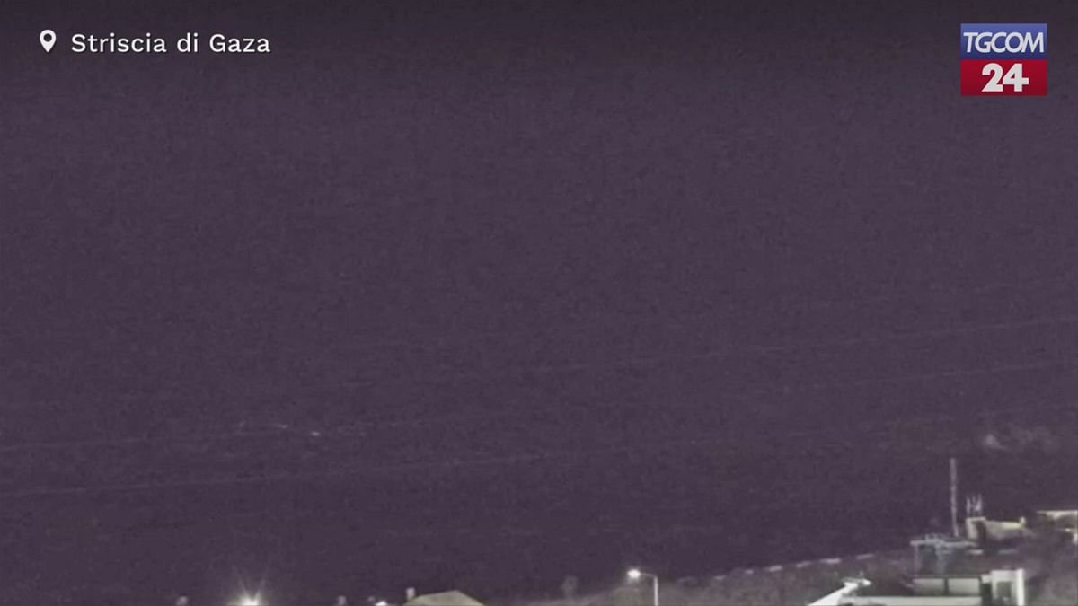 Gaza, esplosioni nella notte nel nord della Striscia