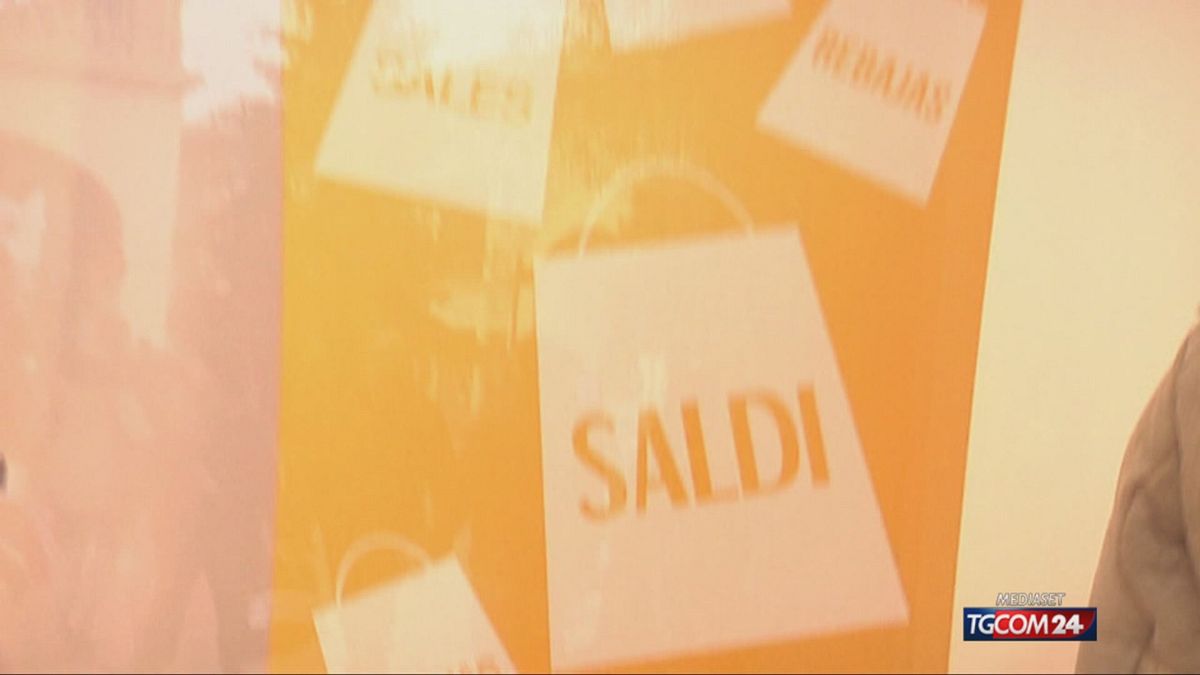 12.00 SALDI, SPESA MEDIA 203 EURO SRV