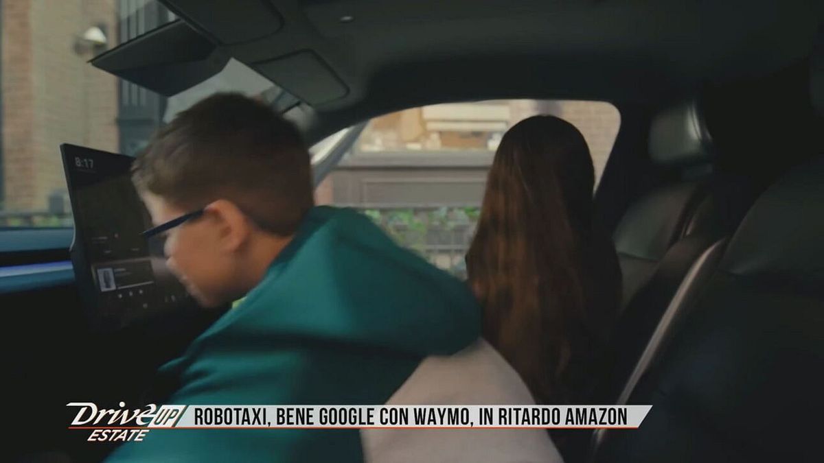 L'Editoriale: Robotaxi, tre colossi si sfidano negli Stati Uniti