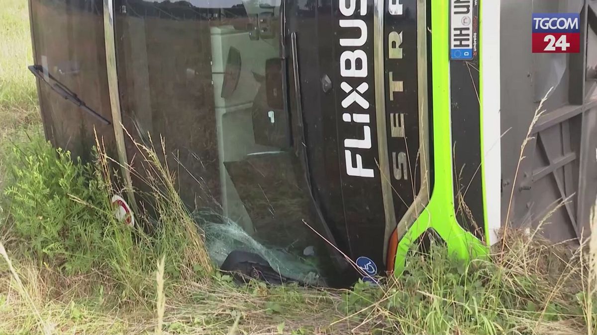 Germania, si ribalta autobus Flixbus: 20 feriti