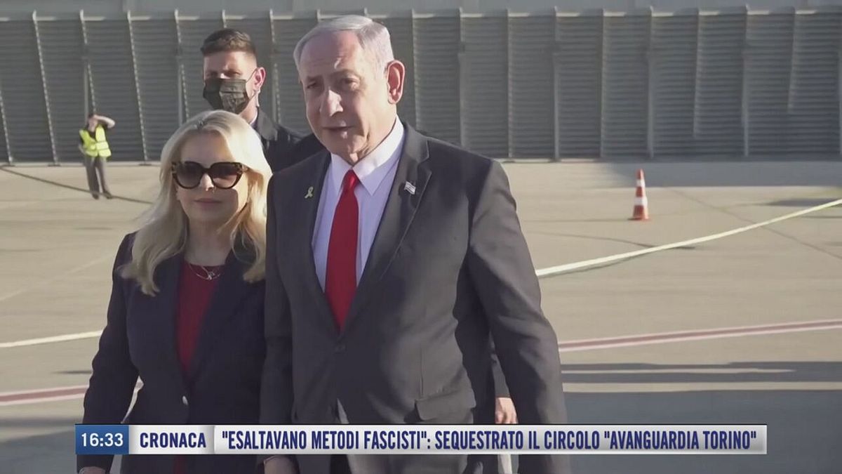 Breaking News delle 16.00 | Nella notte Netanyahu incontrerà Trump