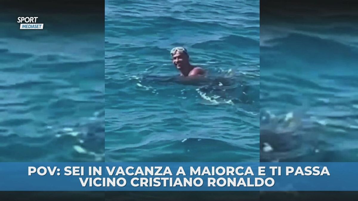 Sei a Maiorca e CR7 nuota con te