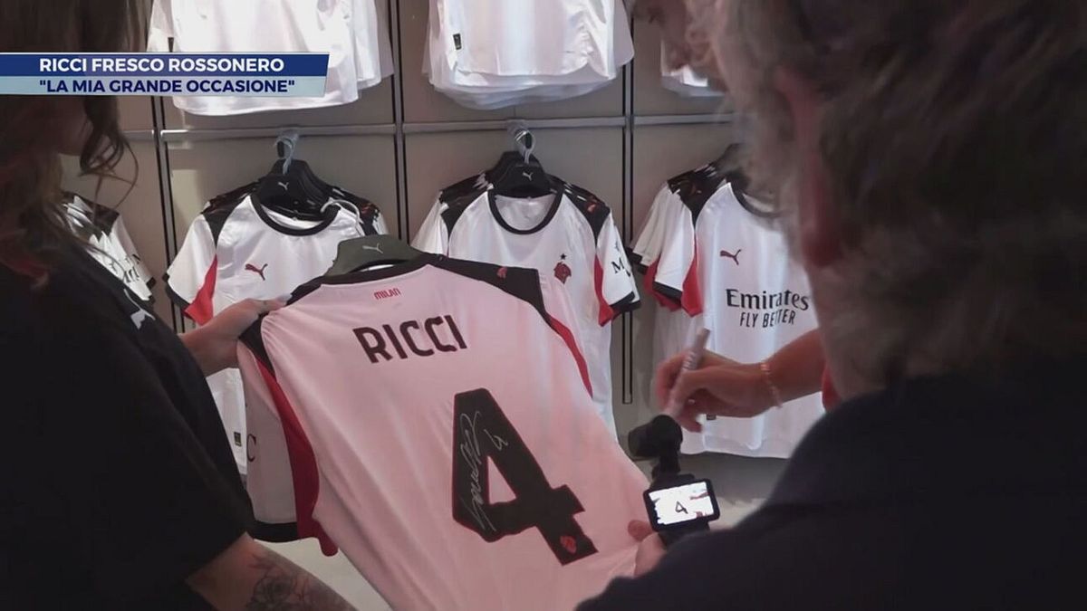 Ricci fresco rossonero