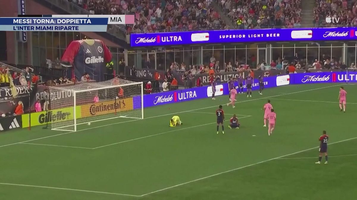 Messi torna: doppietta