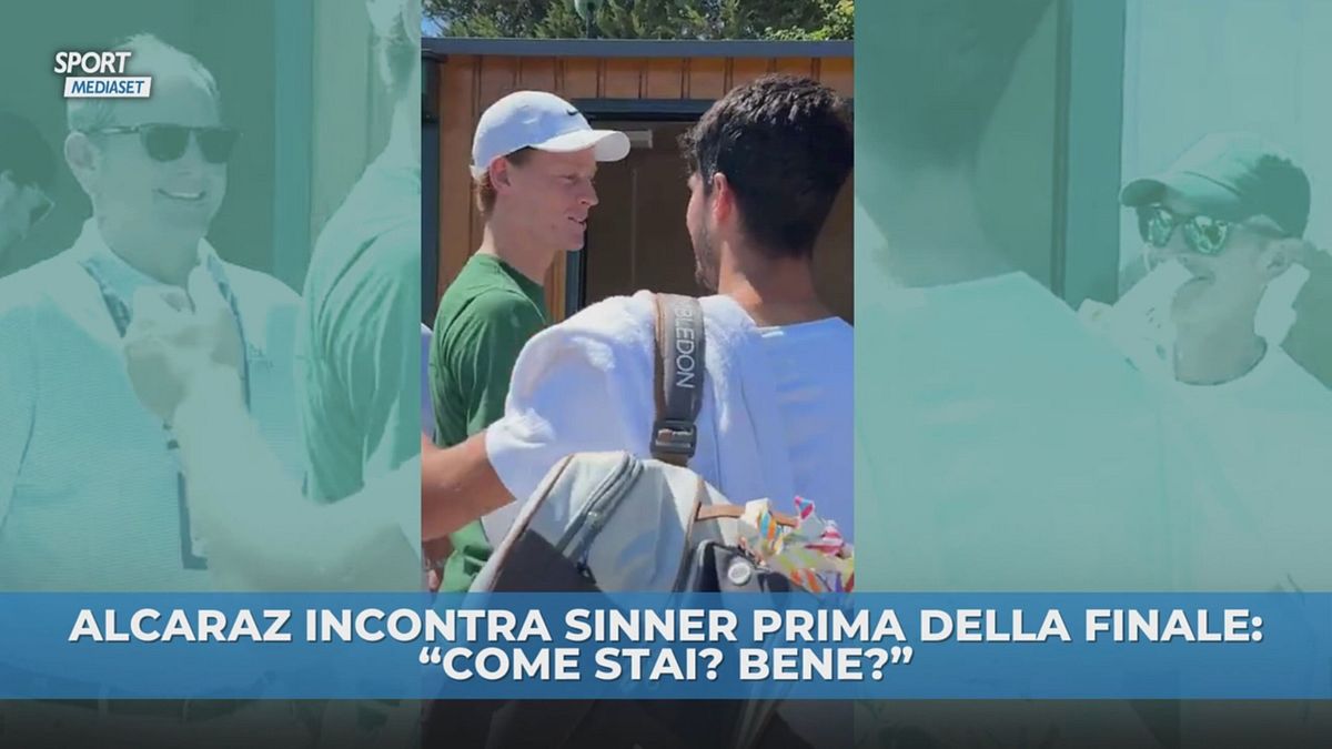 Alcaraz incontra Sinner: "Stai bene?"