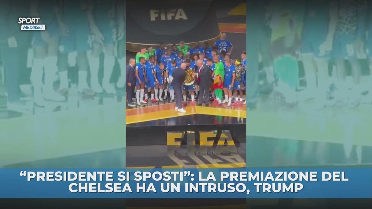Chelsea, festa con l'intruso