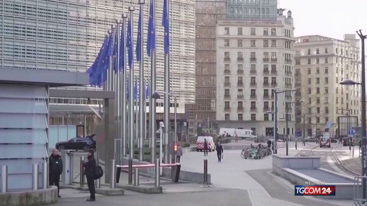 18.00 DAZI, TRATTATIVA CONTINUA SRV