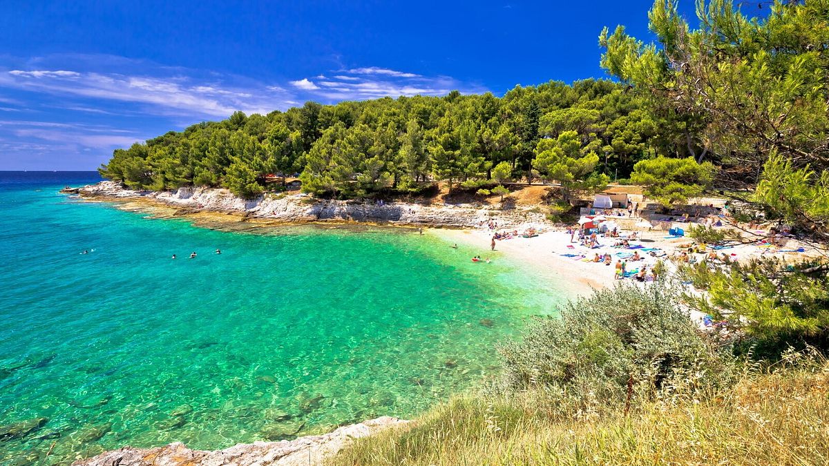 Spiaggia vicino a Pula (Pola)