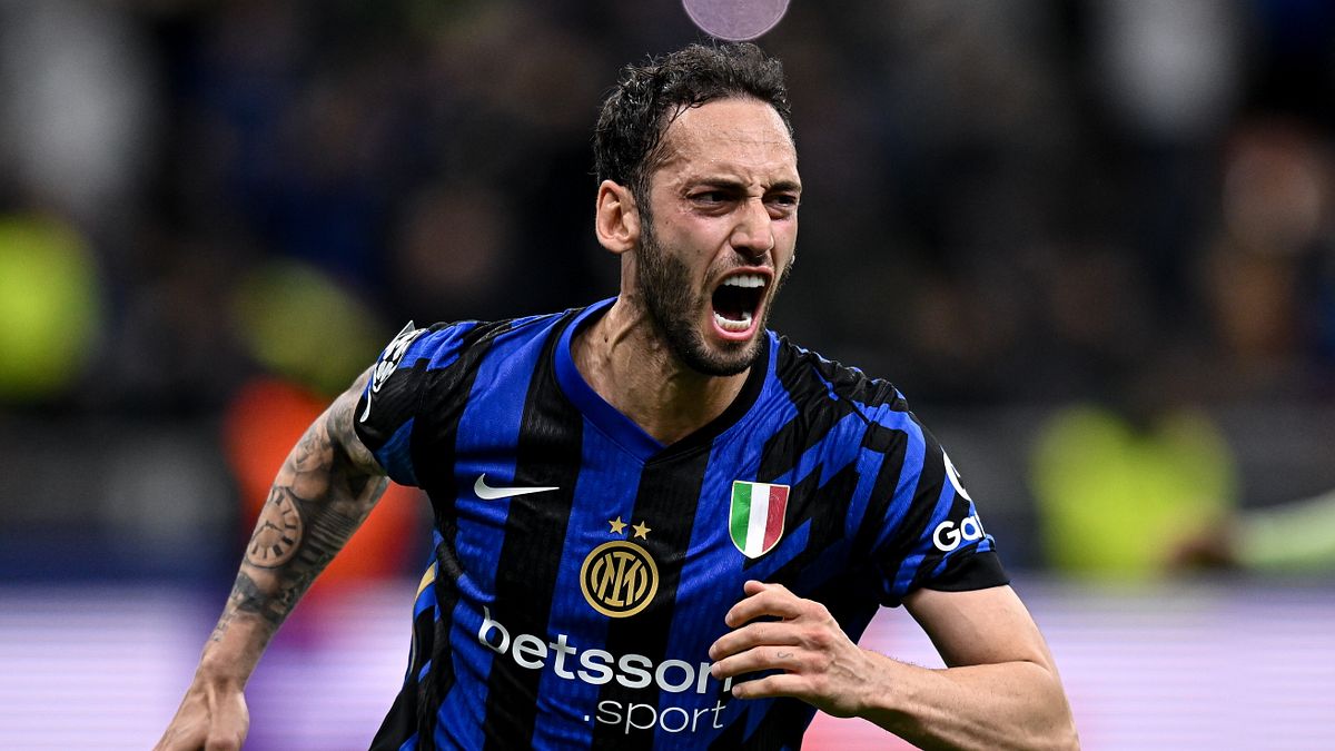 Hakan Calhanoglu