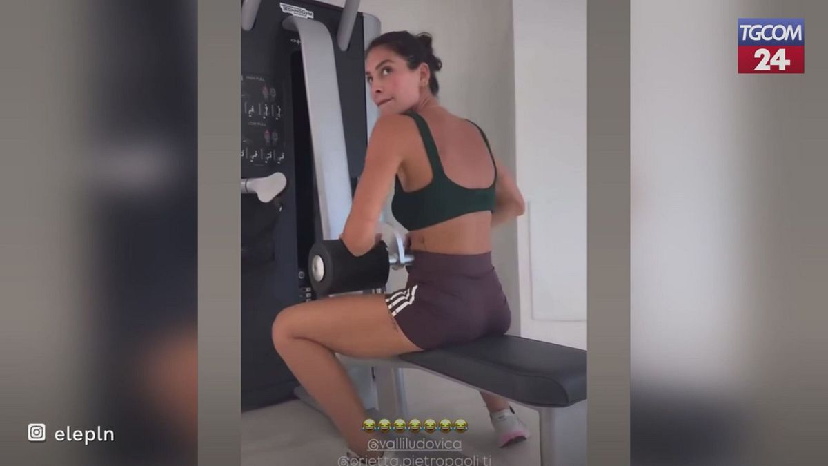 Ibiza, l'allenamento in vacanza di Ludovica Valli