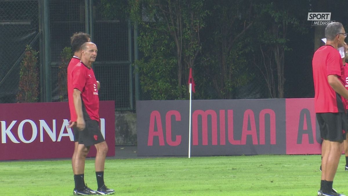 MCH ALLENAMENTO MILAN A SINGAPORE (SNTV) 22/7 MCH