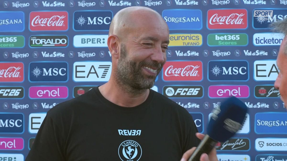 DICH BUCCHI ALL AREZZO SU NAPOLI DICH