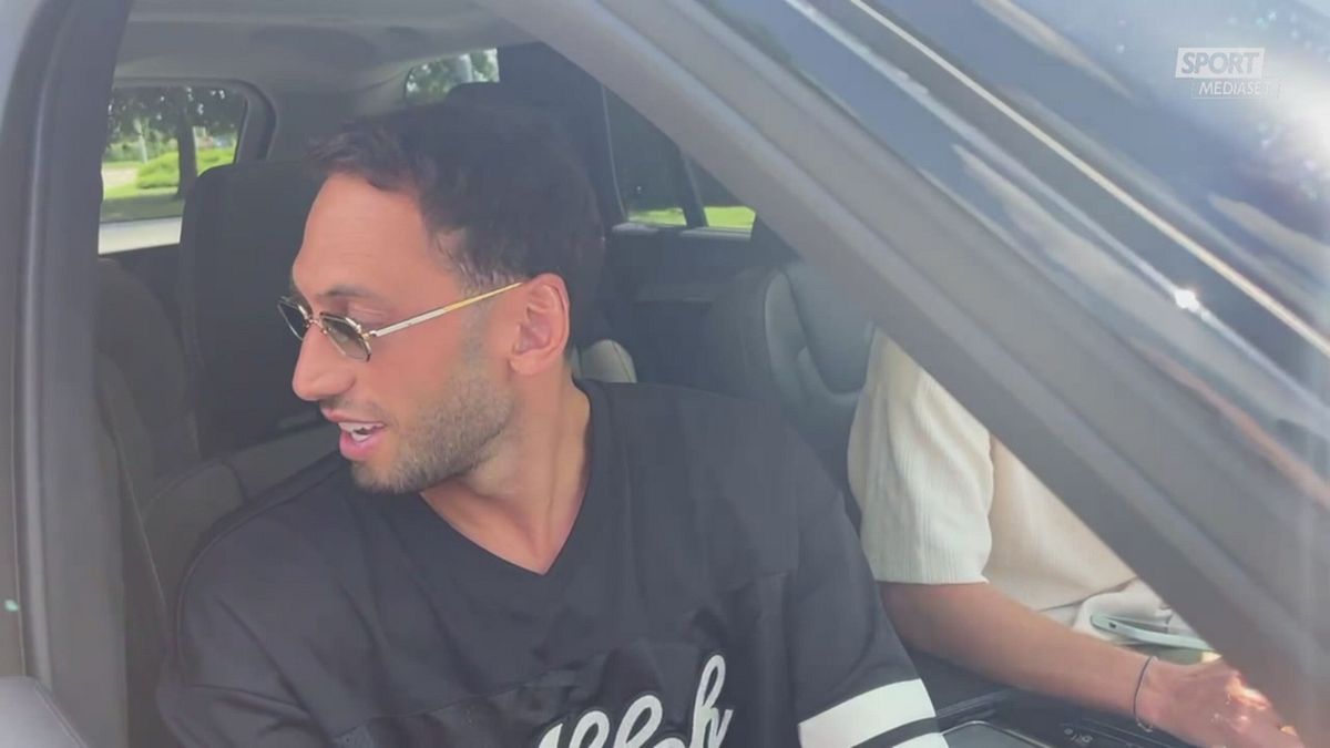 DICH CALHANOGLU ARRIVO APPIANO 23/7 DICH