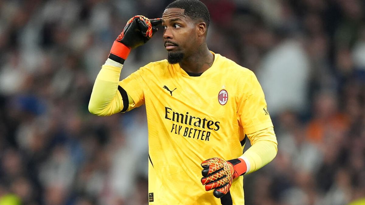 Mike Maignan - Le manovre sono partite, c'è fiducia in Via Aldo Rossi in merito al rinnovo del portiere. C'è già una bozza d'intesa per un prolungamento fino al 2029 con ingaggio a toccare quota 5 milioni di euro.  